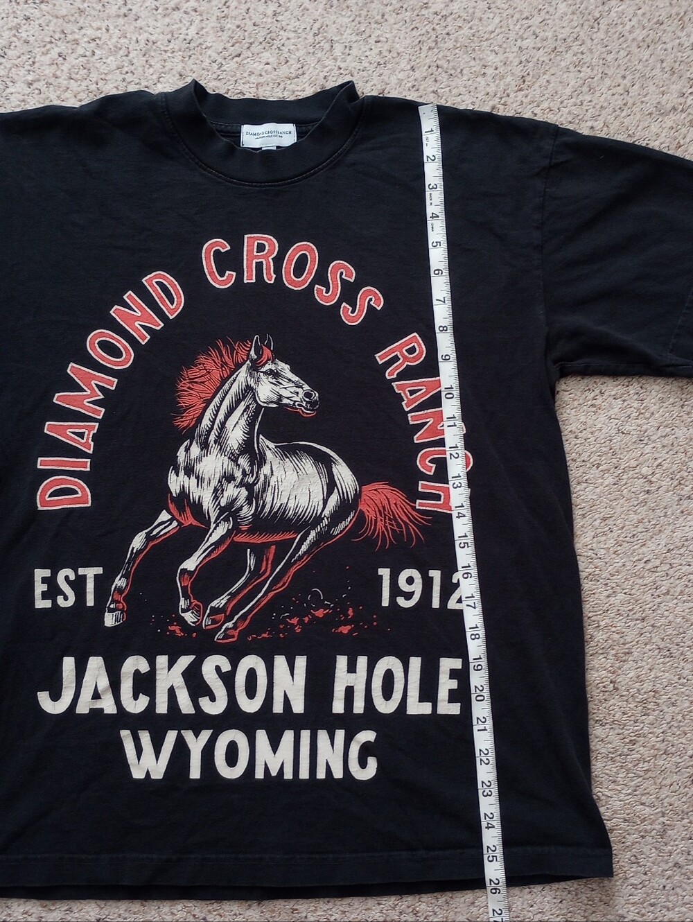 Diamond Cross Ranch Jackson Hole Wyoming Graphic T-shirt Size Medium Western - Picture 6 of 7